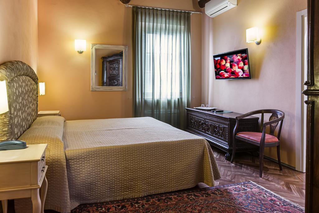 Hotel Villa Volpi Lukka Zewnętrze zdjęcie